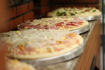 Casarin Pizzaria, Choperia, Restaurante, Sorveteria, Pastelaria e Salo de Eventos -